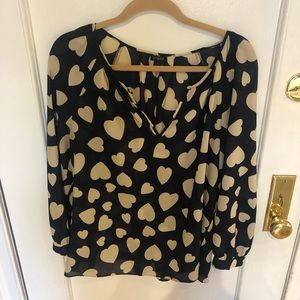 ❤️ Navy heart long sleeve top 👚